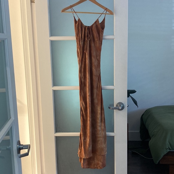 JEU ILLIMITÉ hand tie dyed maxi dress - Picture 6 of 13